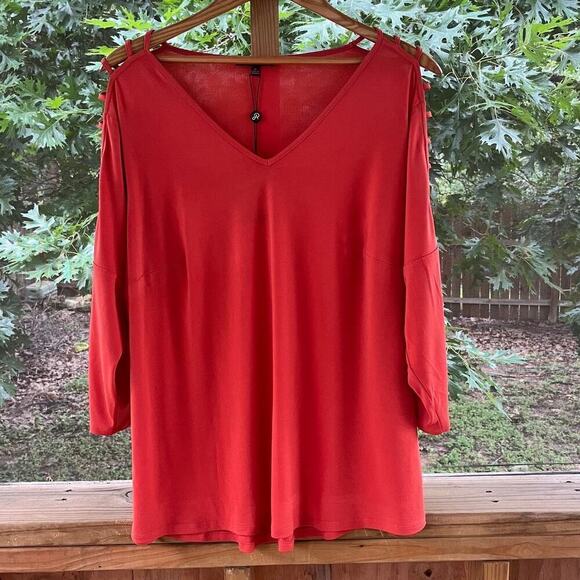 Adrianna Papell Tops - Adrianna Papell V-Neck Open String Sleeve Top Color Chili Size 1X. NEW
